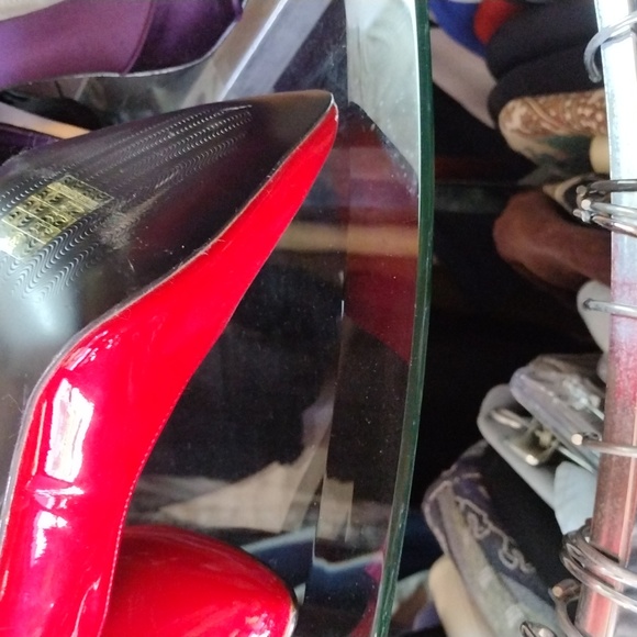 Shoes - Picture 2 of 2